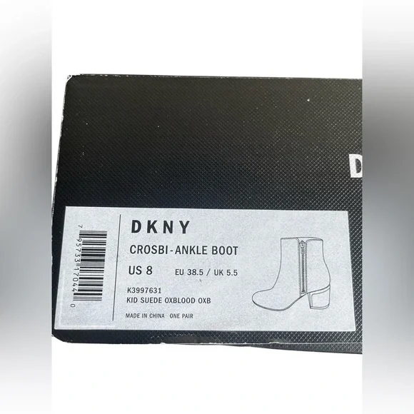 New DKNY Women Corrie Ankle Booties, Oxblood Suede Size 8 - Picture 7 of 9